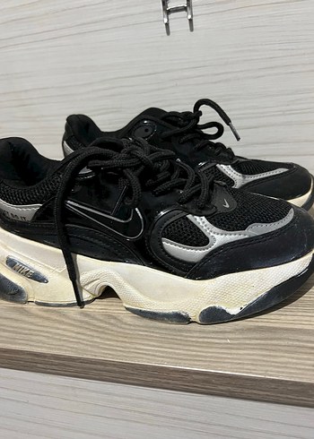 Nike Siyah Platform Spor Ayakkabı - Görsel 2