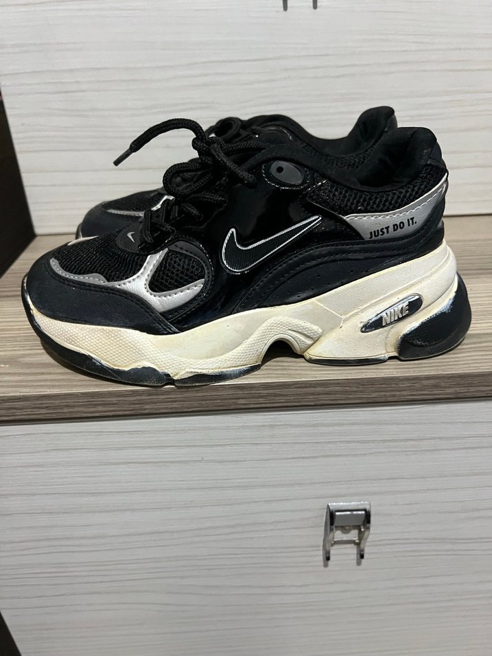 Nike Siyah Platform Spor Ayakkabı - Görsel 5