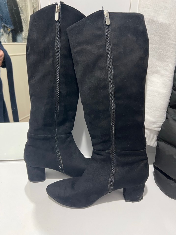 Siyah Süet Diz Üstü Kadın Çizme - Görsel 3