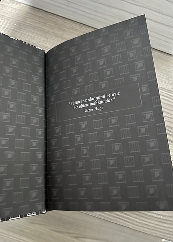 Bir İdam Mahkûmunun Son Günü - Victor Hugo kitabı - Görsel 3