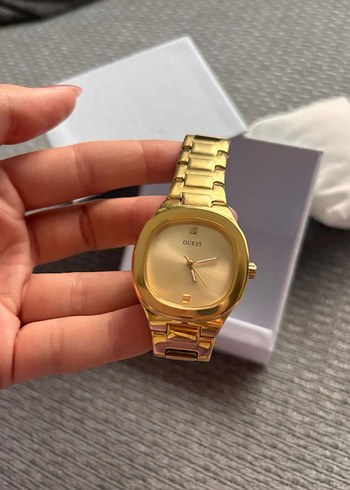 Guess Guess Kadın Altın Saat