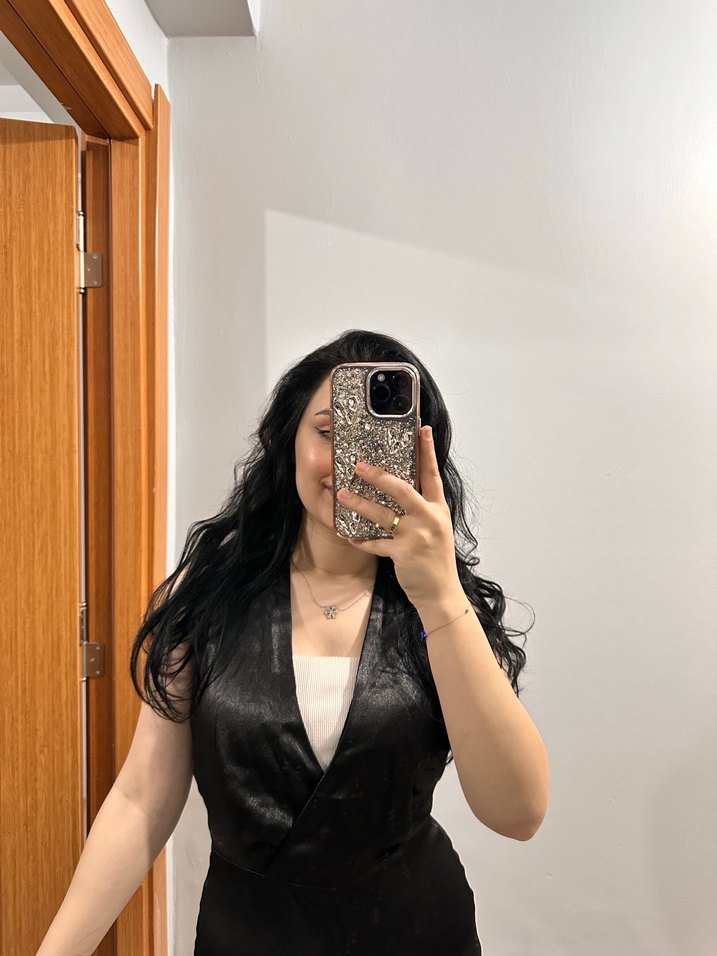 Siyah V Yakalı Uzun Kadın Tulum - Görsel 2