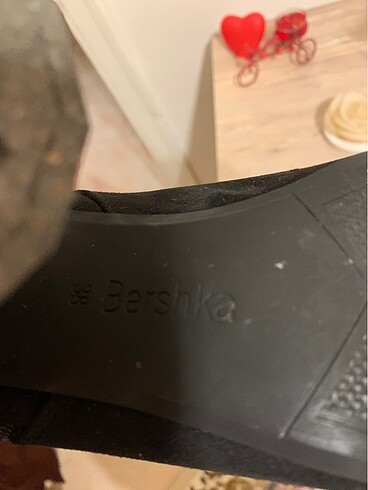 38 Beden Bershka Metalik Topuklu Bot