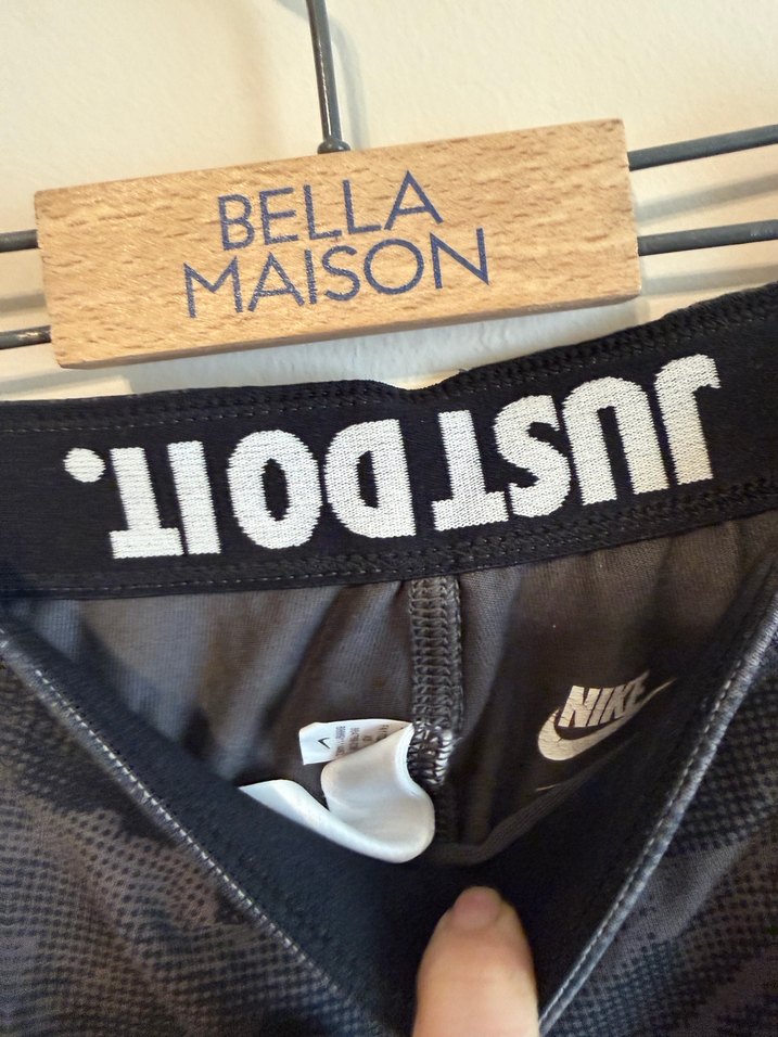 Nike Siyah Batik Desenli Tayt - Görsel 3