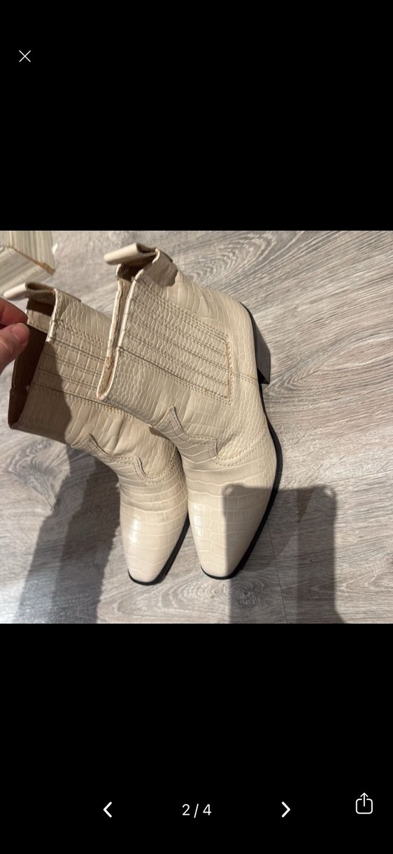 Stradivarius Bej Yılan Desenli Kadın Bot - Görsel 2