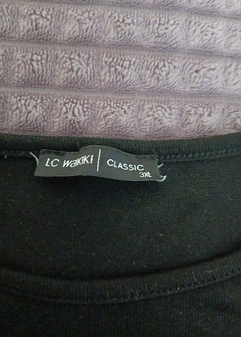 Nakışlı Siyah  Tişörtü - Görsel 5