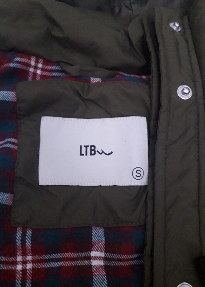 Yesil sisme yelek  - Görsel 2