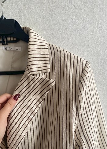 Kadın Bej Çizgili Düğmeli Blazer Ceket - Görsel 2