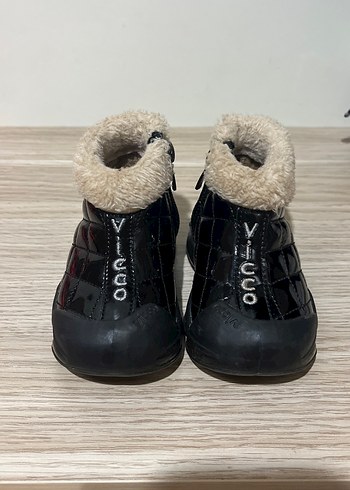 Vicco Kürklü Siyah Kız Çocuk Botu