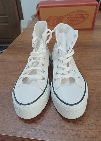 37 Beden Converse yüksek tavan