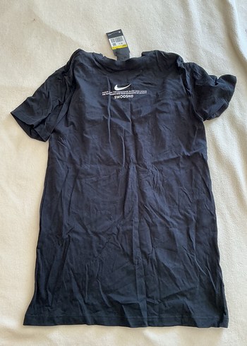 Nike Swoosh Siyah Bisiklet Yaka Elbise