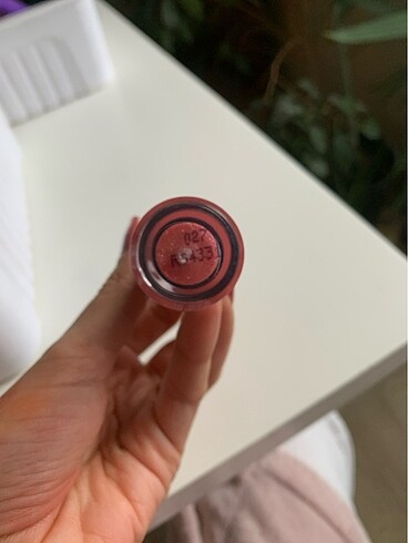 Kiko Kiko 17 muadili flormar lip gloss
