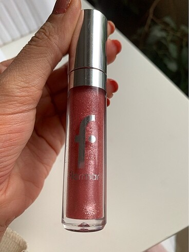 Kiko 17 muadili flormar lip gloss
