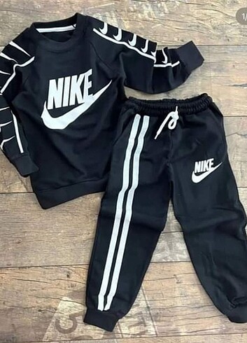 Nike Air Tarz takım 