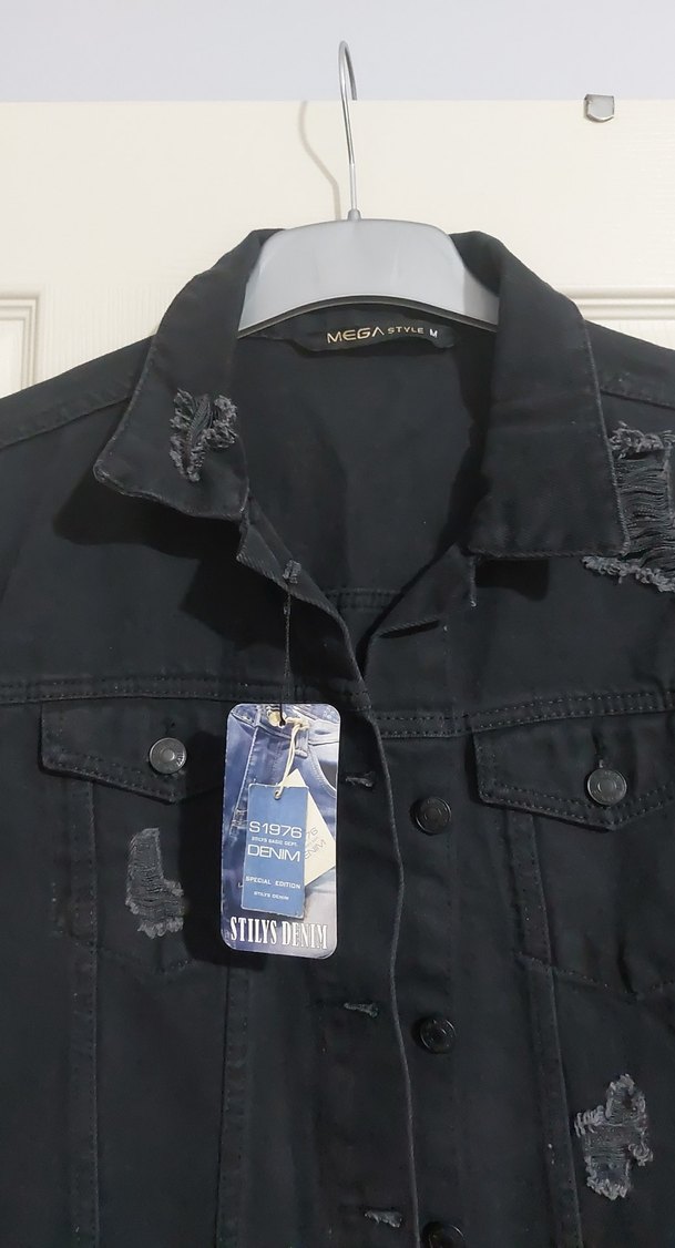 Siyah Düğmeli Rahat Kesim Kadın Kot Ceket - Görsel 2