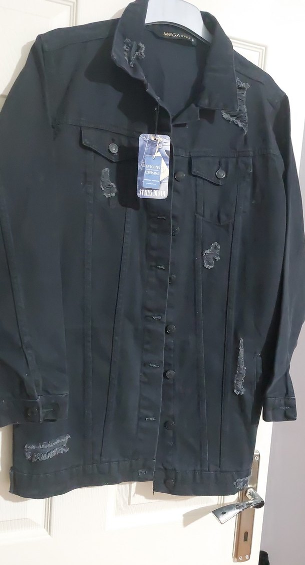 Siyah Düğmeli Rahat Kesim Kadın Kot Ceket - Görsel 4