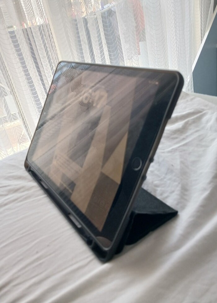 Ipad 9. nesil mıknatıslı katlanabilir origami kılıf   - Görsel 2
