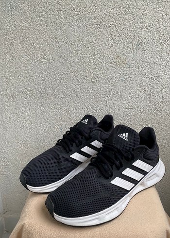 Adidas 44