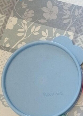 Tupperware kapak