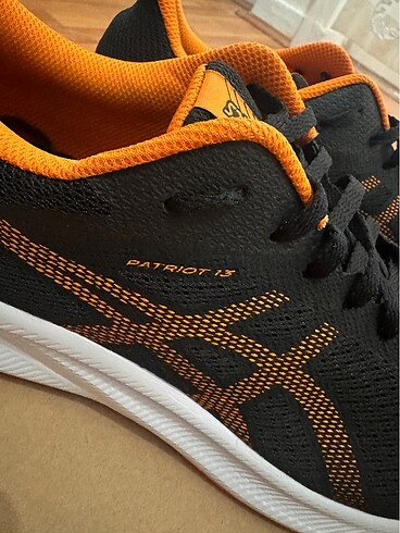 Asics garantili sıfır (patroit 13)