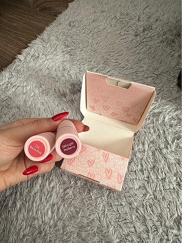  Beden Lykd merry duo lipstick set
