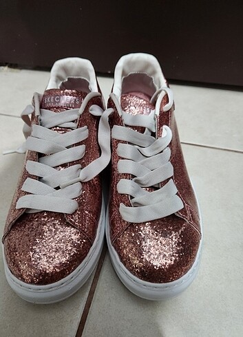38,5 Beden Skechers 38,5 numara ayakkabı tertemiz