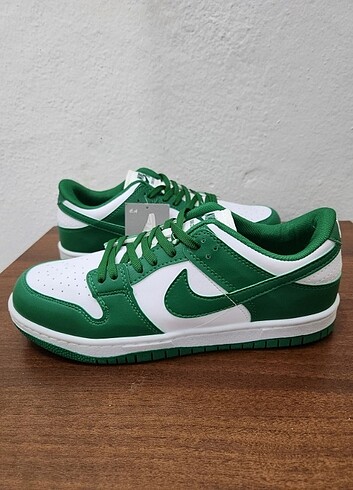 36 Beden yeşil Renk SPOR AYAKKABI. SB DUNK LOW PRO