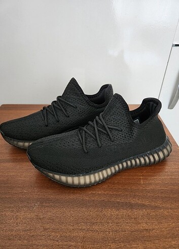 YEEZY BOOST?