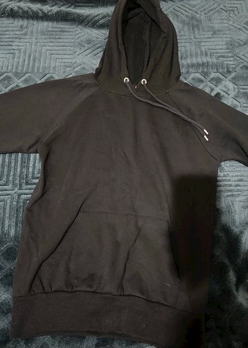 Siyah Kapüşonlu Sweatshirt