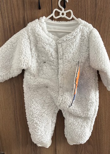 Bebek Beyaz Nakışlı Peluş Tulumu - Görsel 2