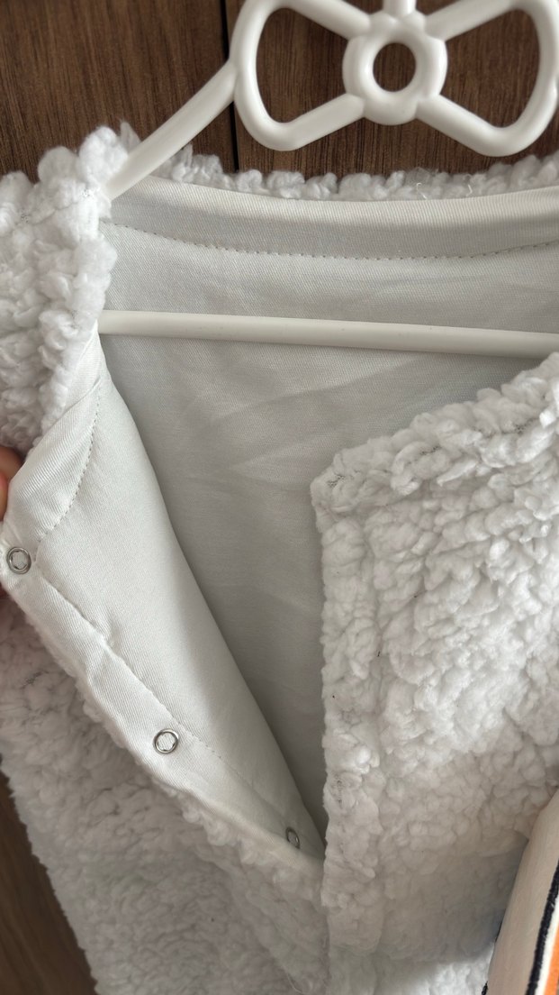 Bebek Beyaz Nakışlı Peluş Tulumu - Görsel 3