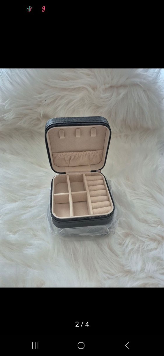 Beyaz takı çantası - Görsel 2