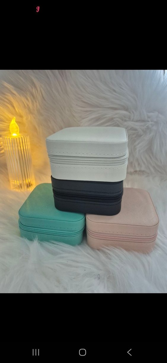 Beyaz takı çantası - Görsel 3