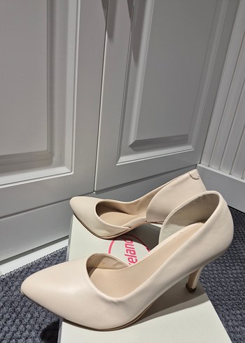 Bej Modern Klasik Kadın Topuklu Stiletto - Görsel 7