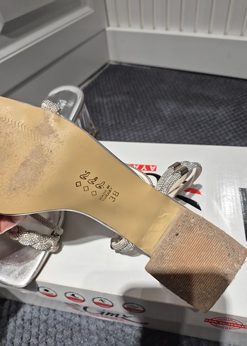 Gri Yılan Desenli Topuklu Kadın Ayakkabı - Görsel 5