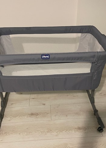 Chicco Gri Anne Yanı Bebek Beşiği