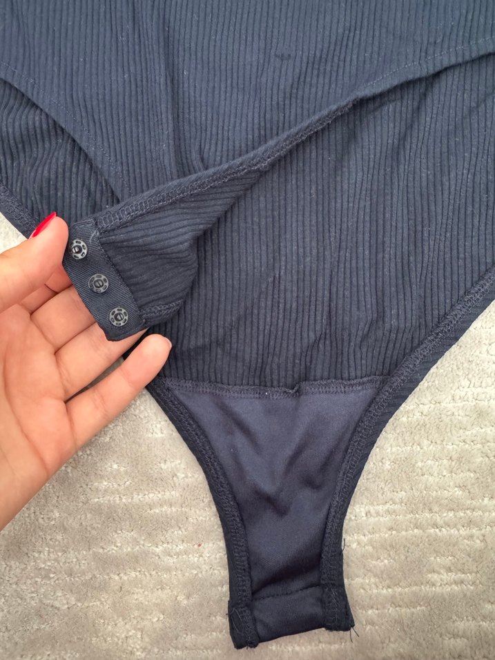 V Yaka Lacivert Kadın Çıtçıtlı Bluz - Görsel 2