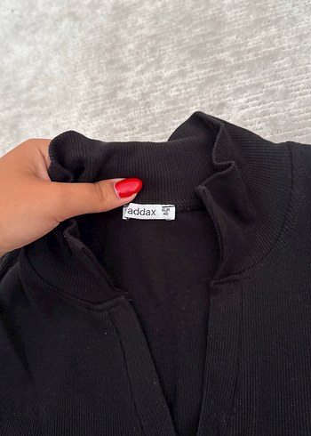 40 Beden Siyah V Yaka Mini Elbise