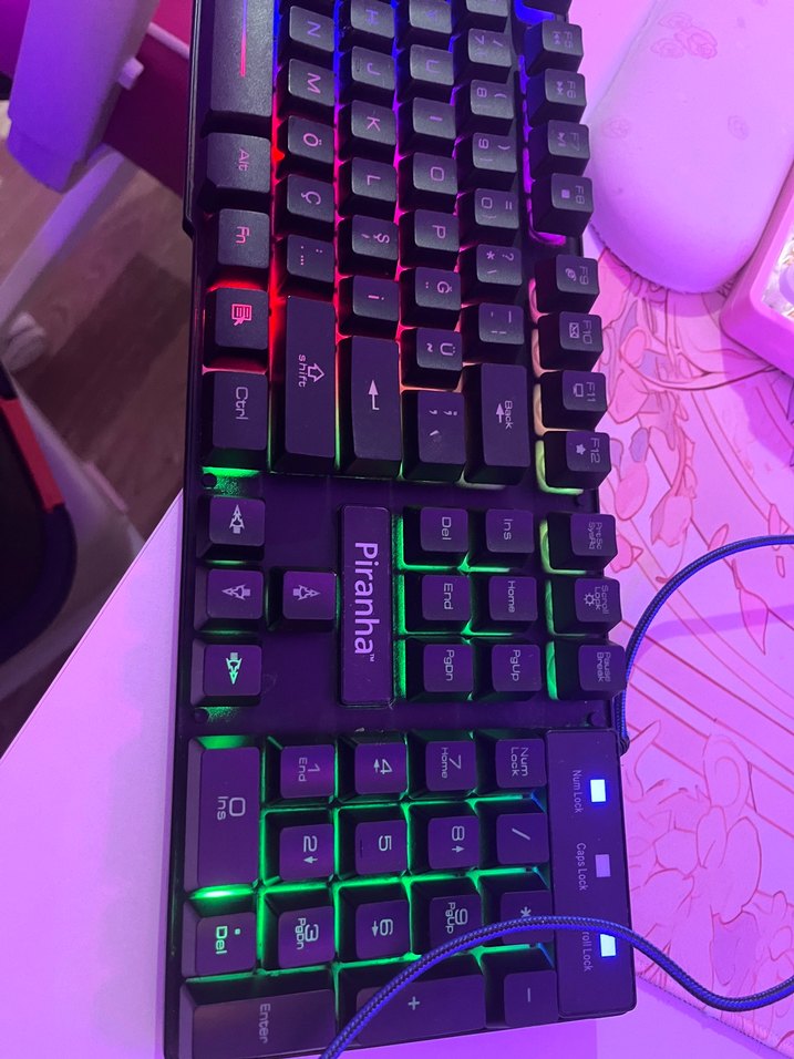 Renkli Işıklı Mekanik Klavye - Görsel 3