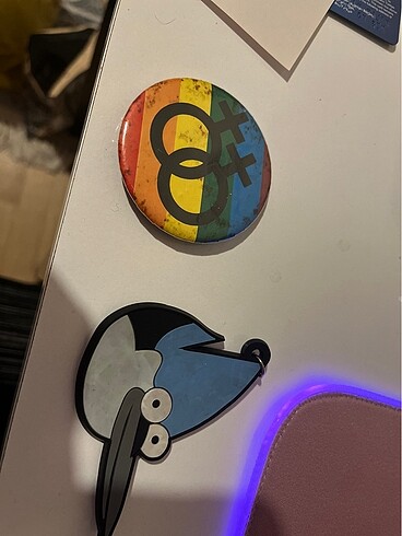 Lgbt rozeti ve mordecai anahtarlık