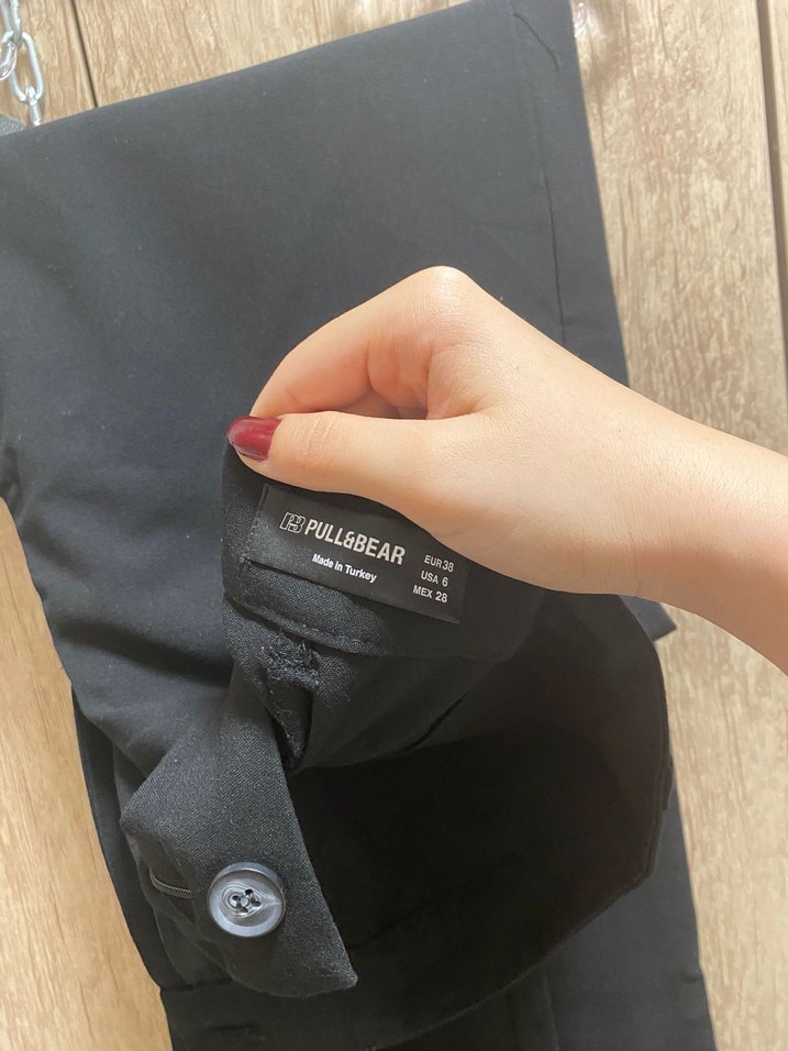 Pull Bear siyah kumaş pantolon - Görsel 2