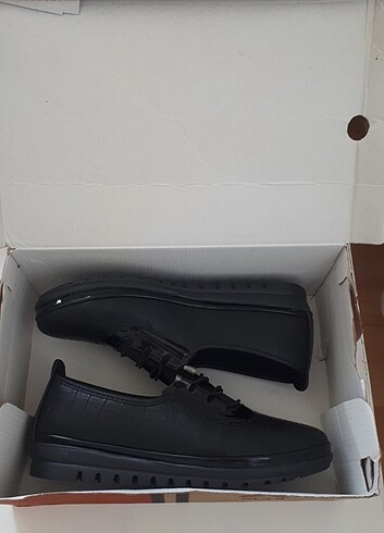 KADIN ORTOPEDIK TERMO KAYMAZ TABAN KLASIK AYAKKABI - Görsel 2