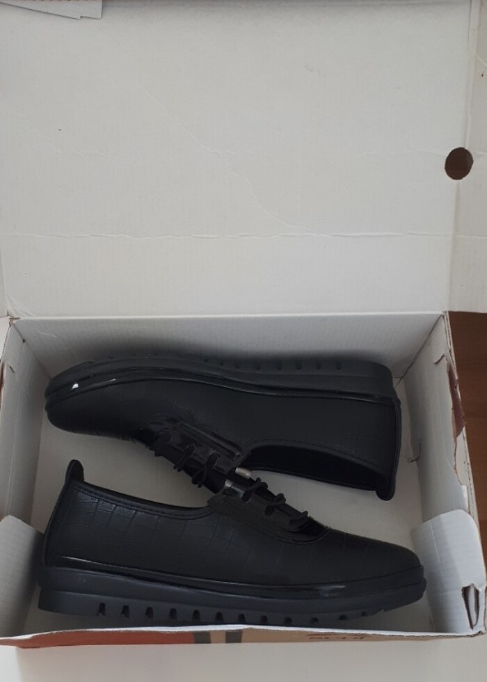 KADIN ORTOPEDIK TERMO KAYMAZ TABAN KLASIK AYAKKABI - Görsel 2