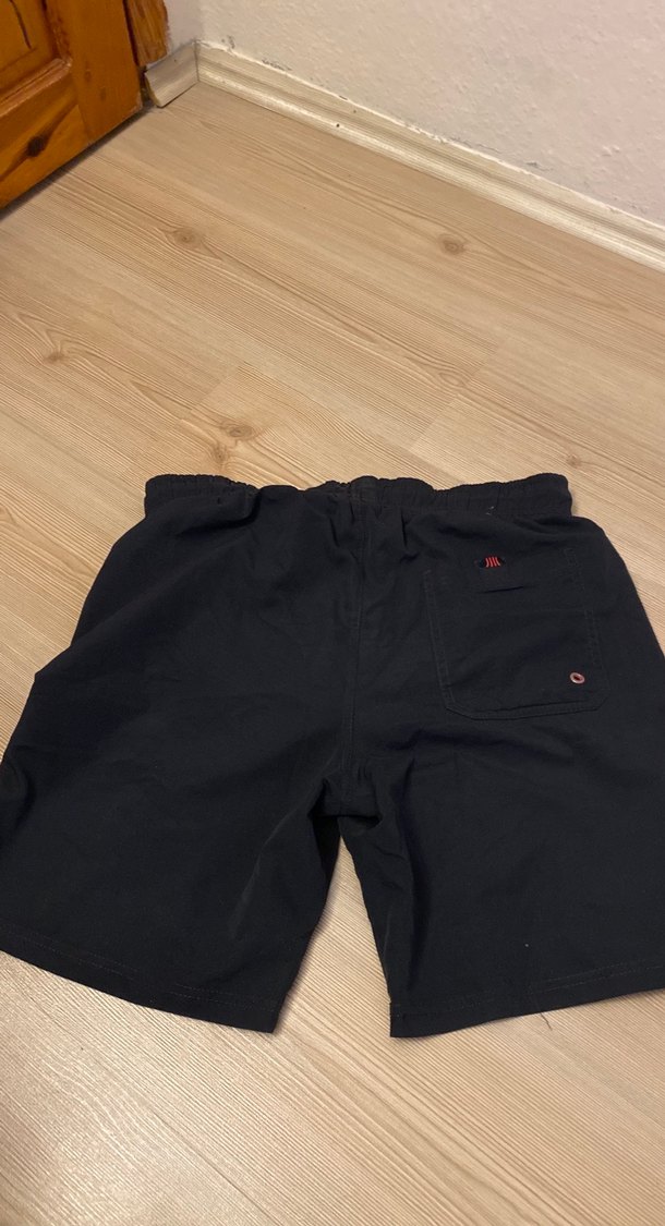 Erkek Siyah Mini Kemerli Şort - Görsel 2