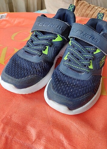 32 Beden lacivert Renk Skechers 32 numara