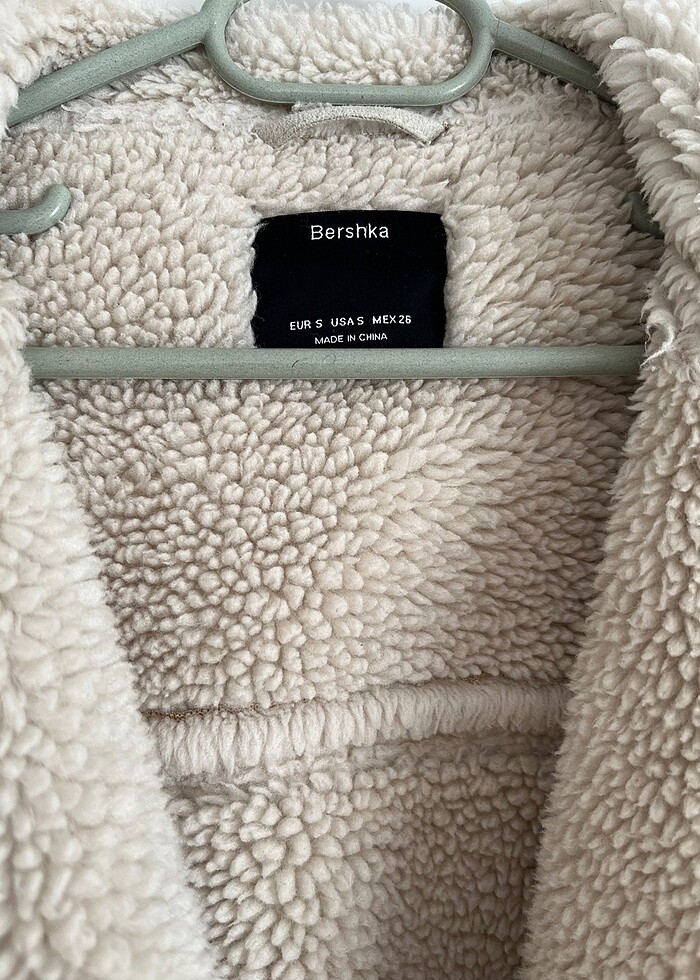 Bershka kadın mont - Görsel 2