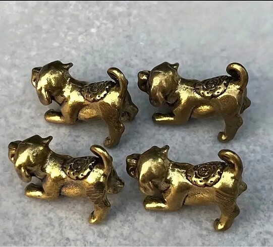 Minyatür Pirinç Köpek Figürü