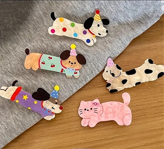 Tasarımcı 1 adet Akrilik Sevimli Köpek Toka