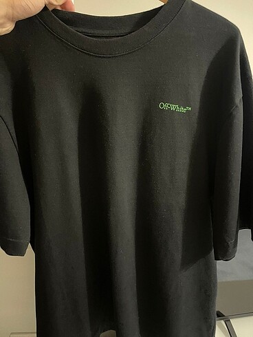 OFF-WHITE T-SHIRT
