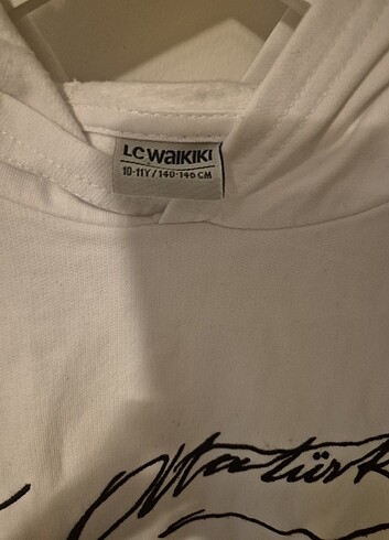 LC Waikiki Sweatshirt 